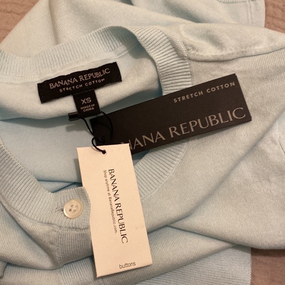 Banana Republic Stretch Cotton light blue button down cardigan. Size Xs. NEW. - Picture 4 of 10